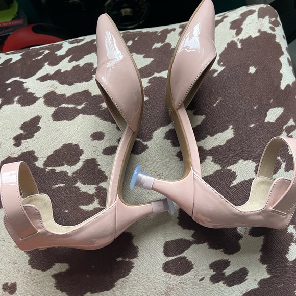 Blush Heels - Picture 2 of 9